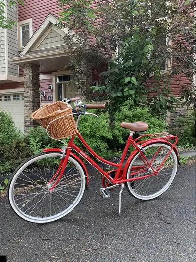 Woman's Leisure Bicycle, View more