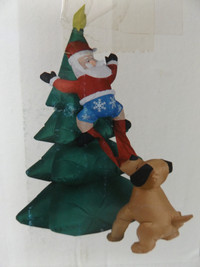 NEW PINNACLE T1 INFLATABLE CHRISTMAS TREE w/ SANTA CHASED BY DOG