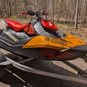 One owner Trixx 3 seater bought and serviced at dealer. Just had a spring service ready to go. 130ho...
