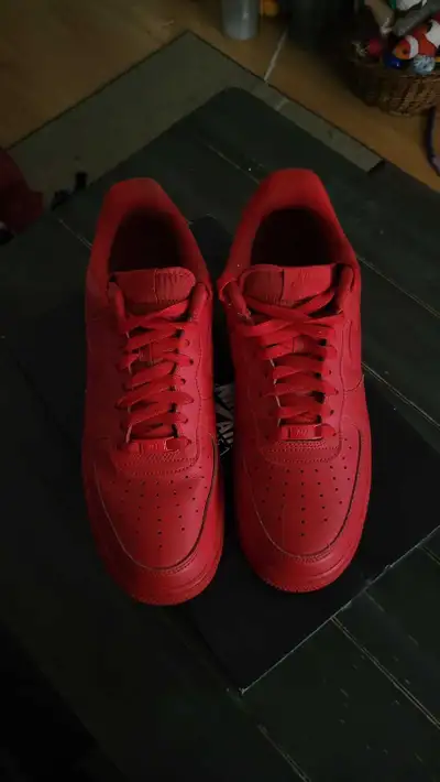 Nike Airforce 1 Triple red, View more