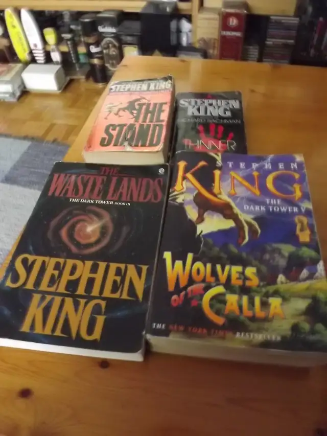 4 STEPHEN KING HORROR BOOKS/STAND,THINNER,WASTELANDS,WOLVES CALL in Fiction in City of Toronto - Image 4