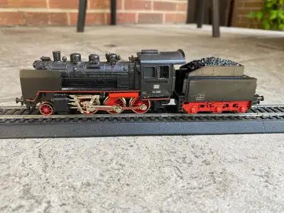 Marklin 2-6-0 Locomotive & Tender, View more