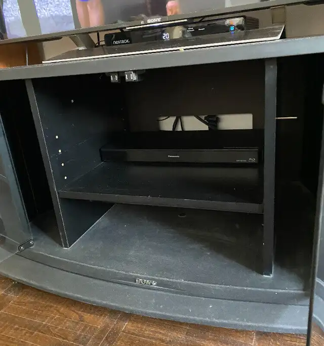 Sony TV Stand Swivel Black - glass doors OrigBox Bay Bloor Radio in TV Tables & Entertainment Units in City of Toronto - Image 4