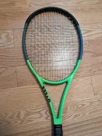 Wilson blade v7 tennis racquet