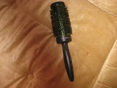 Brosse à cheveux professionnelle - 2 Épilateur Braun et Schick - Parfumeuse flacon de parfum tricolo...
