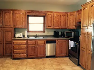 WINTER RENTALS AVAILABLE FOR THIS BEAUTIFULLY FURNISHED TWO BEDROOM HOUSE LOCATED IN DOWNTOWN CHARLO...