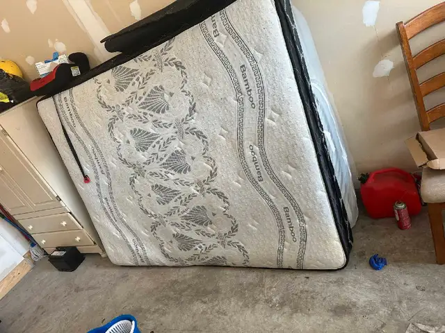 single mattress for sale with cover in Other in Cambridge - Image 2