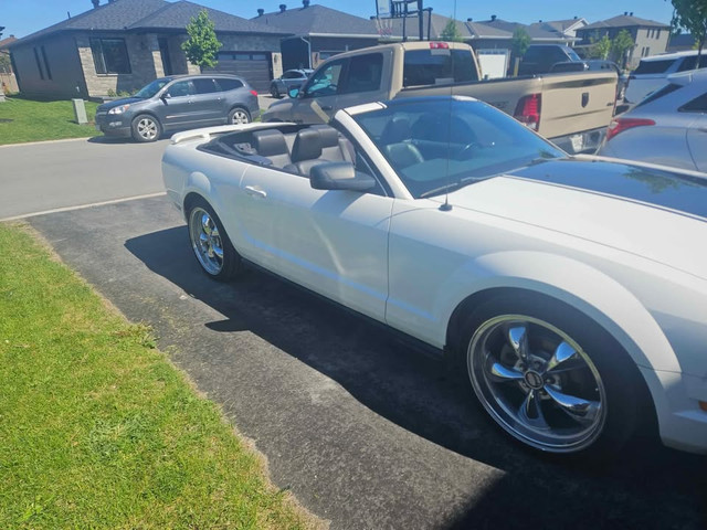 2005 Mustang Convertible, only 130k km in Cars & Trucks in Ottawa - Image 2