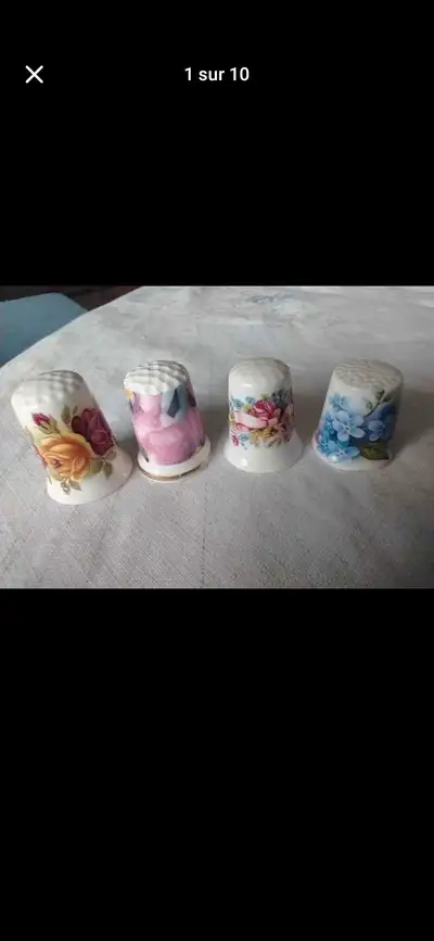Plusieurs dés de collection en porcelaine anglaise en excellente condition Royal Doulton, Coalport e...