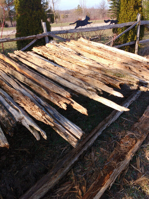 SPLIT RAIL CEDAR FENCE. 5.oo each. East of Mount Forest. Decks