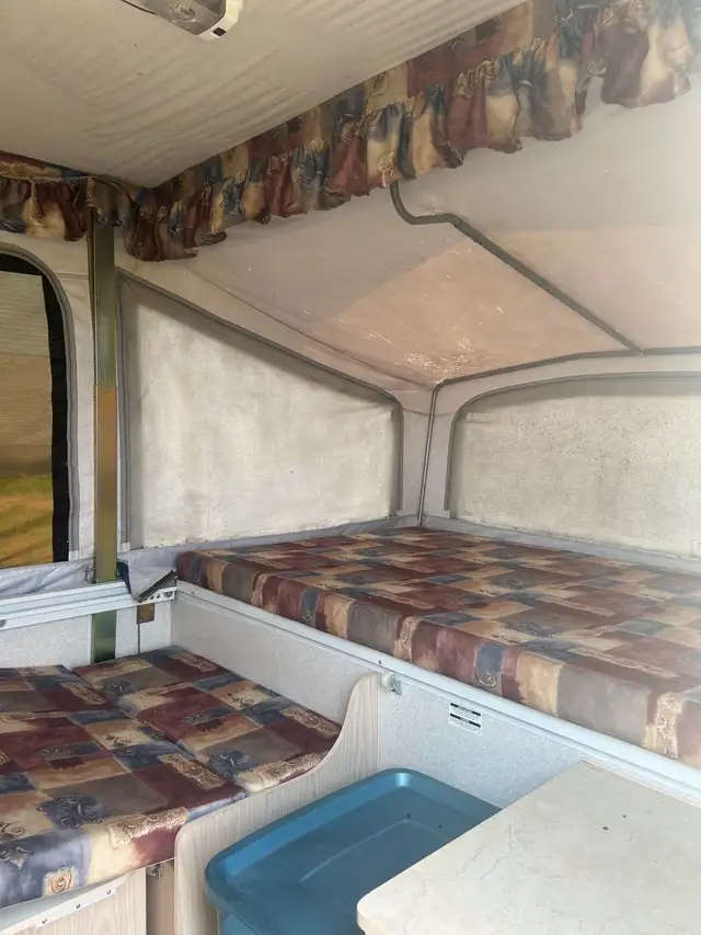 tent trailer  in Travel Trailers & Campers in Pembroke - Image 4
