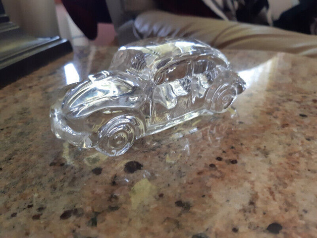 FIRST $85 ~Vintage RARE  Hofbauer VW Crystal Beetle Paper Weight in Arts & Collectibles in St. Catharines - Image 2