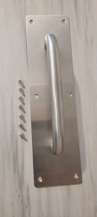 Poignée de porte en aluminium satiné