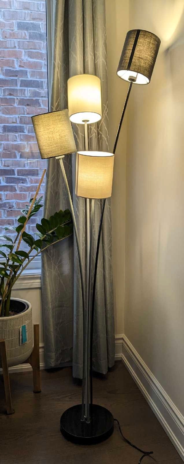 62" (156cm) high Floor Lamp in Indoor Lighting & Fans in Mississauga / Peel Region