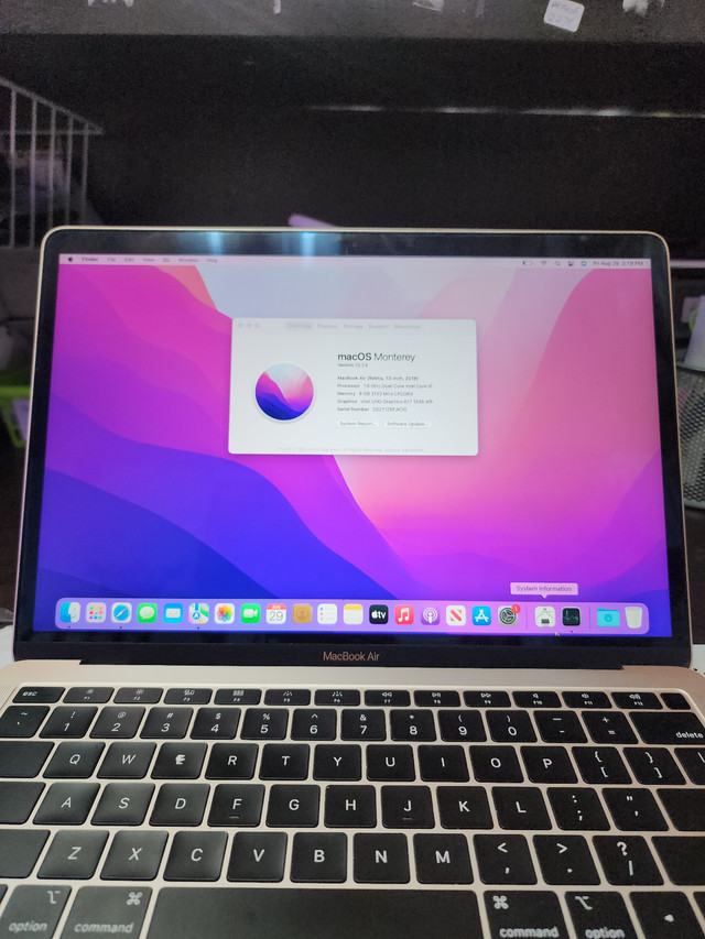 MacBook Air 2018 i5 & 8GB RAM - Rose gold in Laptops in City of Toronto