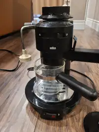 Braun espresso/capuccino/latte machine $40