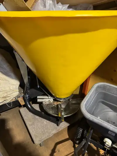 Fertilizer Spreader for 3 point hitch tractor, View more