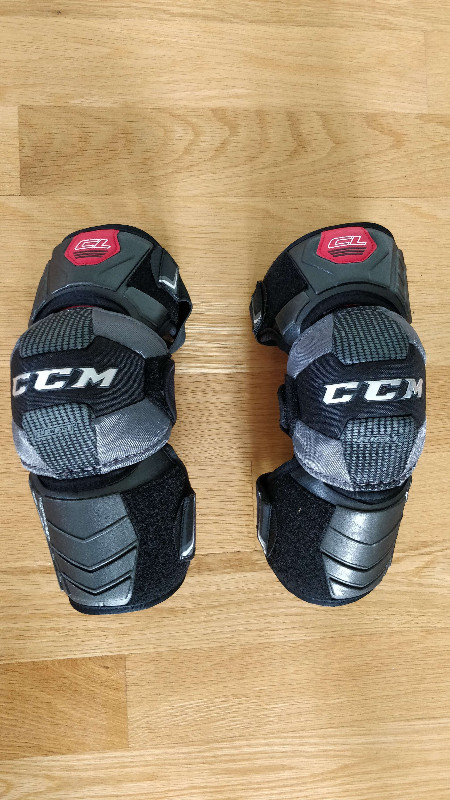 CCM CL Hockey Elbow Pads - Senior in Hockey in Nanaimo