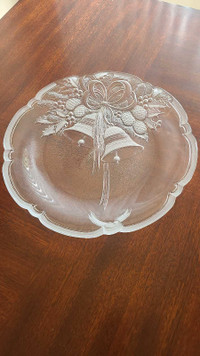 Mikasa platter with box $15