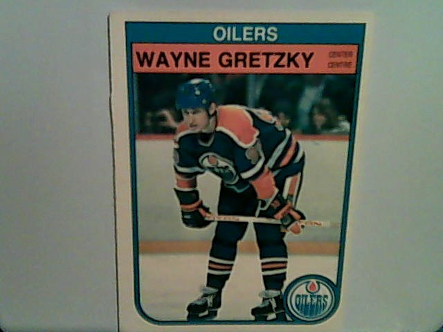 Wayne Gretzky #106 hockey card OPC in Arts & Collectibles in Burnaby/New Westminster
