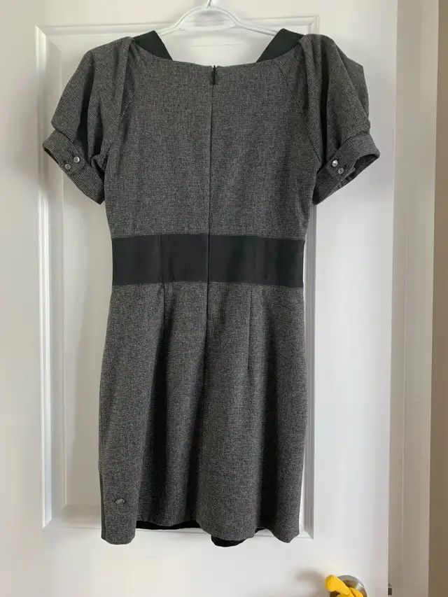 Hugo Boss Orange Dress in Women's - Dresses & Skirts in City of Toronto - Image 3