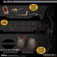 IN STORE! ONE:12 Collective Alien (1979) Action Figure