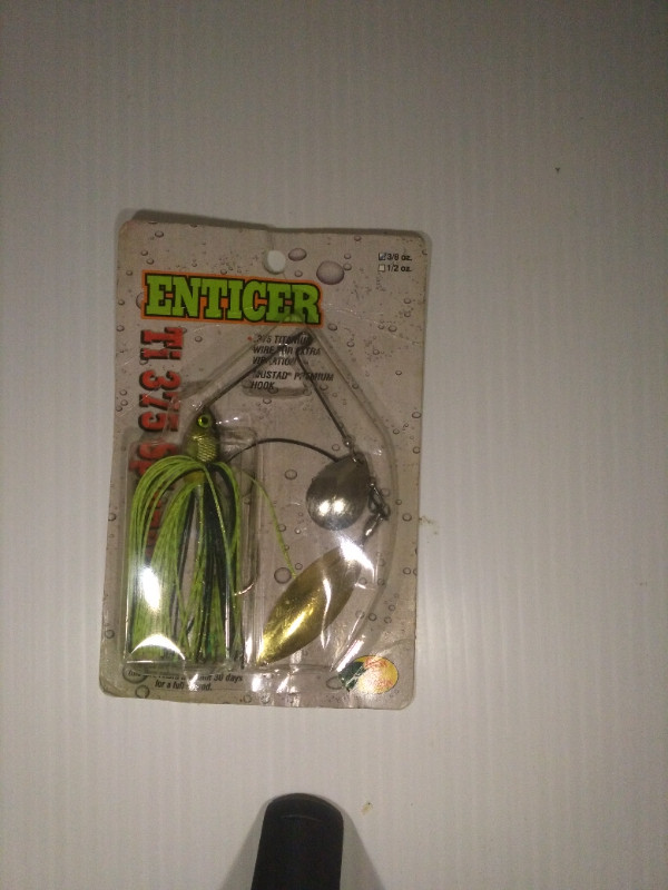 enticer ti 375 spinnerbait in Fishing, Camping & Outdoors in Cambridge