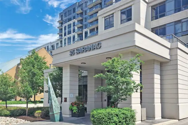 2bed den condo for rent - Bathurst and Lawrence