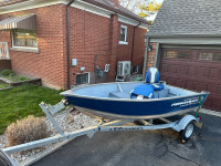 12 ft Aluminum Princecraft Ungava Fishing Boat ( Pending Sale)