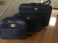 Brand New Stradellina Navy 3 Pc. Lightweight Nylon Luggage Set