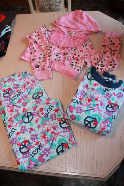 Peace flannel pjs, lace long sleeve, 2 tanks, long sleeve short waist top