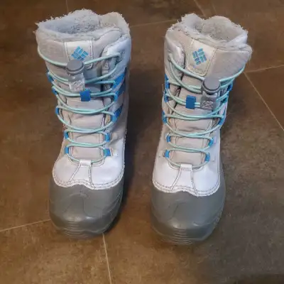 Columbia  winter boots, View more