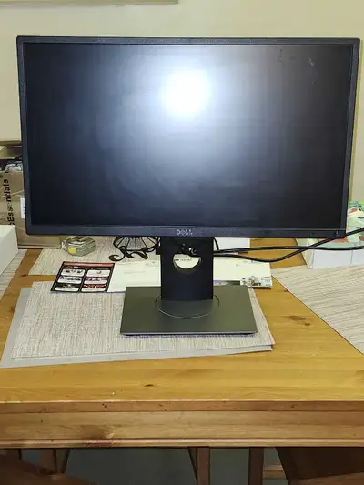 Dell P2317H Monitor, View more