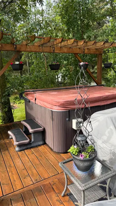 HOT TUB - MAKE AN OFFER, View more