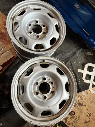 Used condition. A little chipped up and a few rust spots. Call or text preferably 780-264-3990