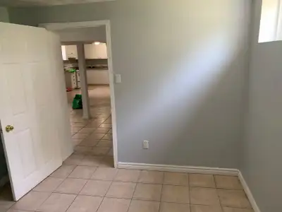 Shared Basement Room for Rent – One Person Only