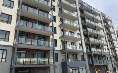 181 Elmira Road 515, Guelph Stunning Brand-New Condo 1 Bed + Den (Den can be used as 2nd bed). Welco...