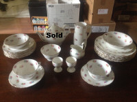 SPECIAL HOLIDAY - Vintage English Plant Tuscan China Pieces