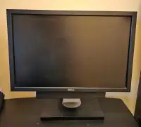 Dell 24-inch UltraSharp Monitor U2410 (1920 x 1200) w/ Soundbar