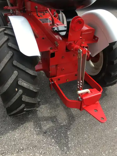 Cub Cadet Narrow Frame Sleeve Hitch, View more