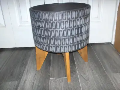 KODE Indoor Planter With Wood Stand, View more