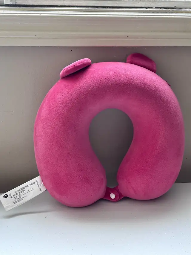 MINISO Neck U-Shaped Pillow64523621685890121