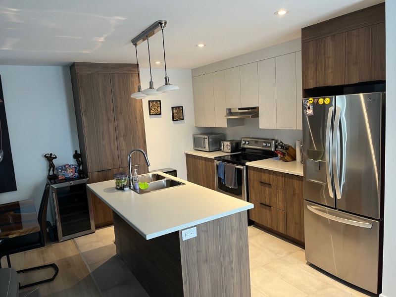 Condo locatif 4 1/2 Laval des RapidesMetro Montmorency Locations longue durée Laval/Rive