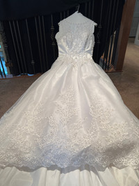 Wedding gown size 10