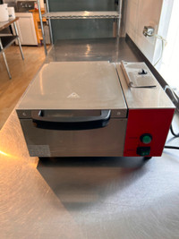  For Sale: Gently Used Tabletop Food Steamer - Model FW-CN-180