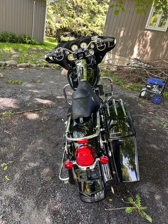 Harley Davidson flhx in Street, Cruisers & Choppers in Ottawa - Image 4