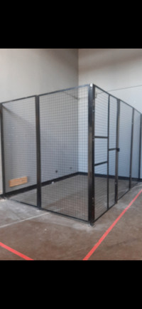 Storage cage room