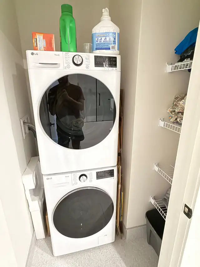 Fully Furnished 1BR – Modern - Short Term in Quebec in Canada - Image 5