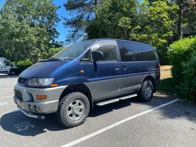 1999 Mitsubishi Delica Space Gear — 3.0L V6, full-time 4WD. Price: $17,500 CAD. Located in Richmond,...