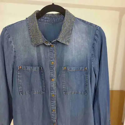 Chemise en denim, View more